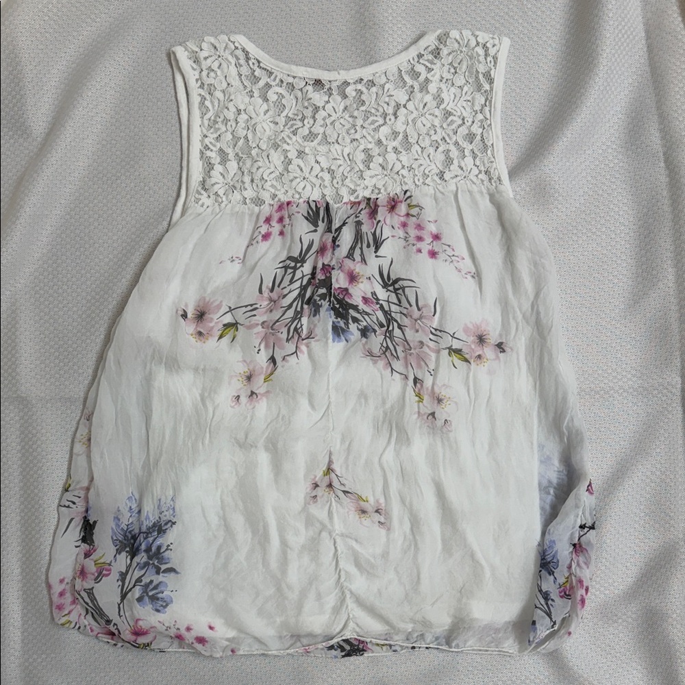 Bellambia Made in Italy Silk Floral Lace Sleeveless Top - White and Pink - Small - Picture 5 of 7